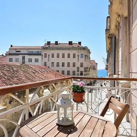 Marmontova Luxury Pensionat 4*