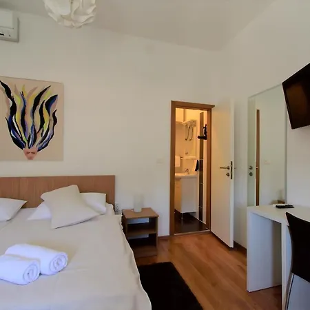Marmontova Luxury Pensionat Split