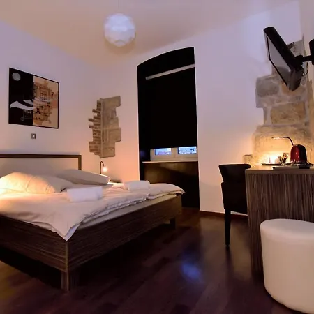 Marmontova Luxury