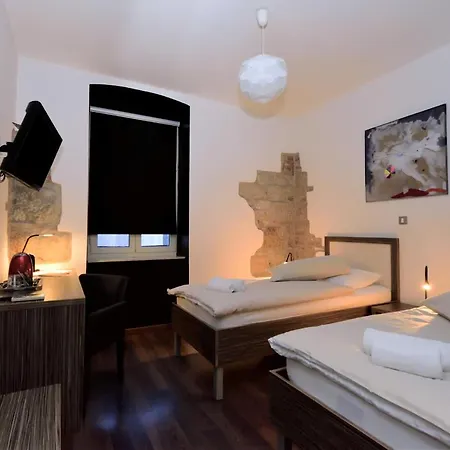 Pensionat Marmontova Luxury