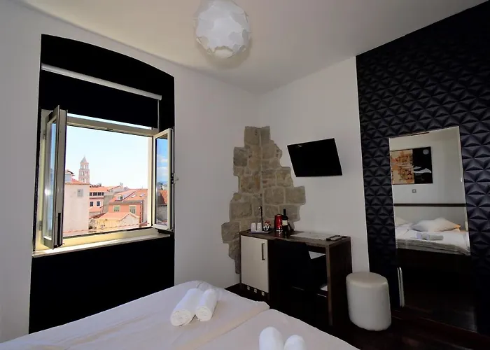Marmontova Luxury