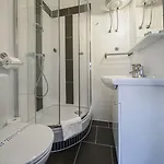 Πανσιόν Marmontova Luxury