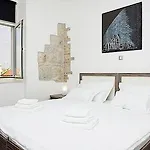 Marmontova Luxury Πανσιόν
