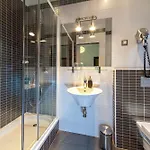 Marmontova Luxury Πανσιόν 4*