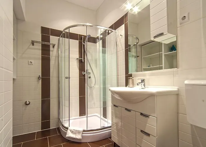 Marmontova Luxury Πανσιόν Σπλιτ