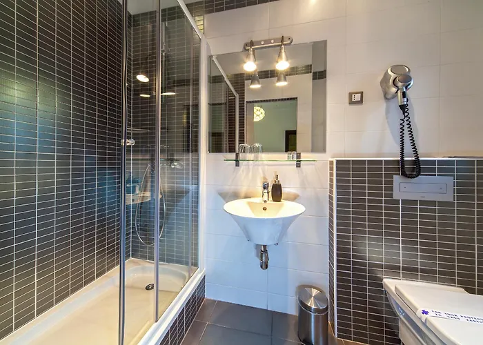 Marmontova Luxury Πανσιόν 4*